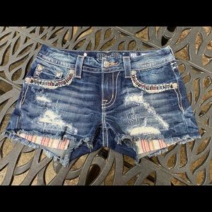 Miss Me Size 27 Jean Shorts
